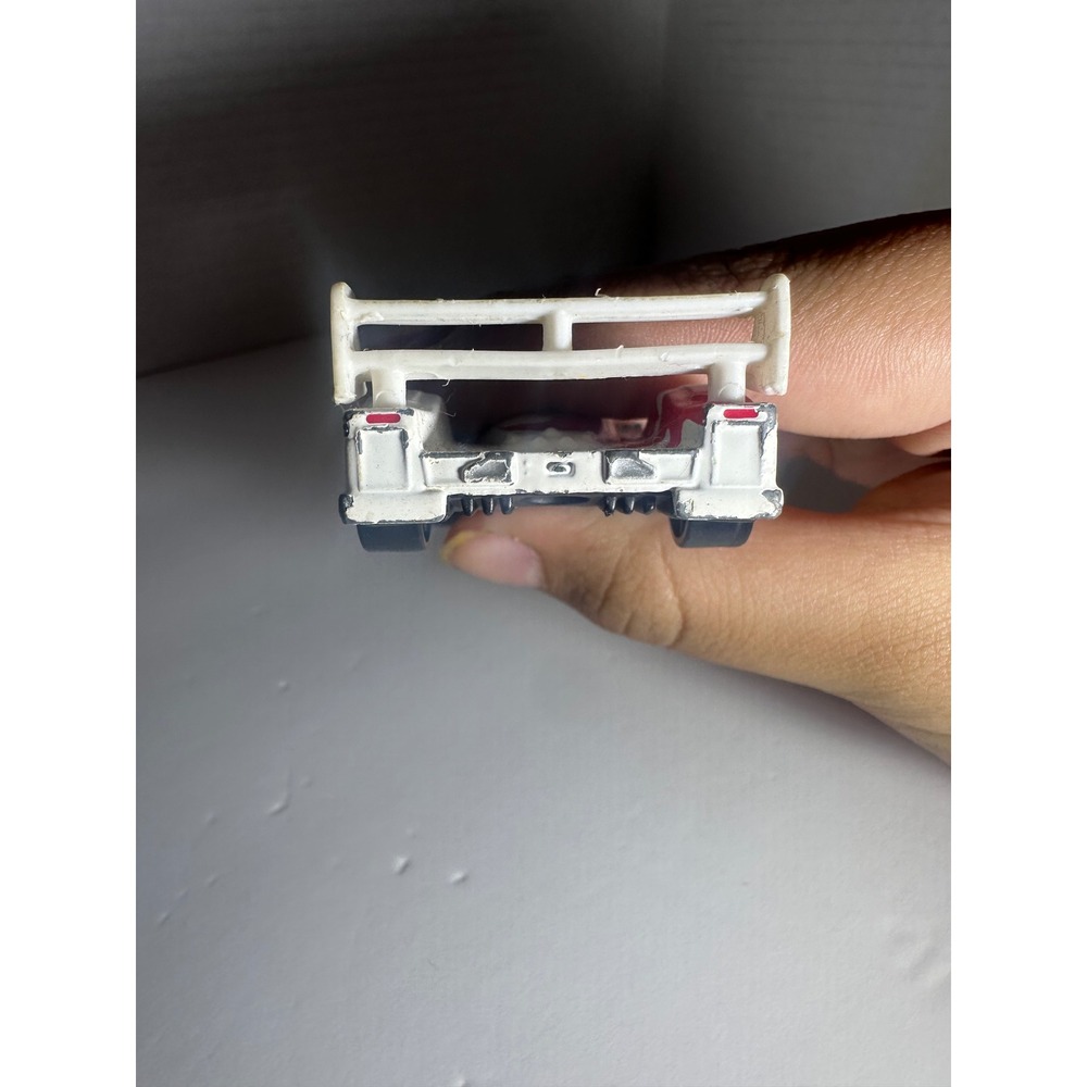 Disney Pixar Cars Shu Todoroki World Grand Prix White Red - Picture 4 of 9